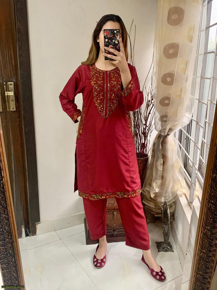 2Pc Women's Linen Embroidered Suit